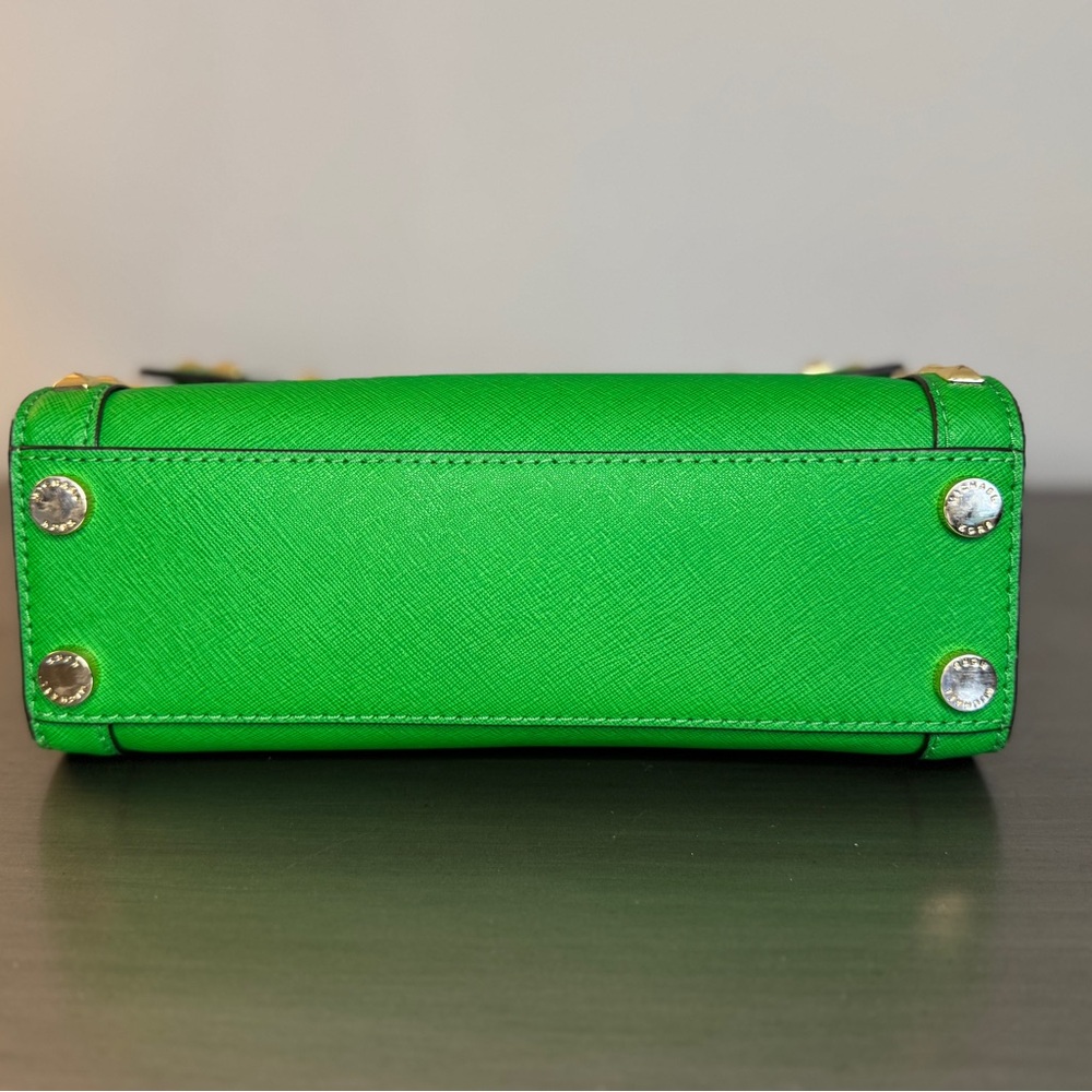 Michael Kors Dillon Studded Messenger Bag in Green Palm - Picture 10 of 16